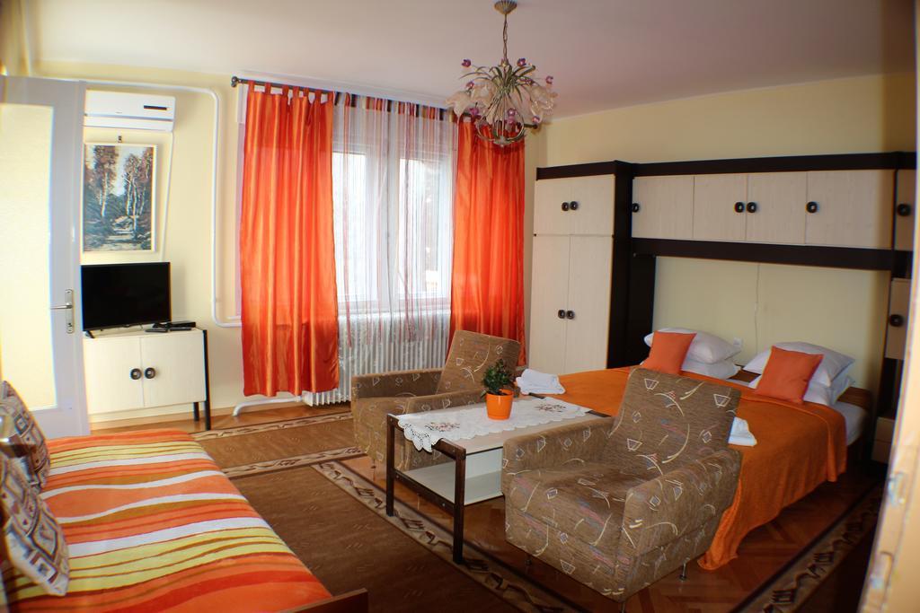 Altan Apartments Hévíz Buitenkant foto